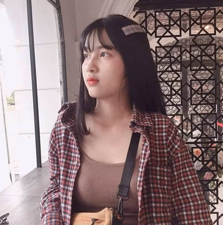 Lê Thị Tường Vy, Hoa khôi Đại học Nam Cần Thơ, có nét đẹp dịu dàng, vóc dáng cân đối. Cô cao 1,76 m, số đo 86-65-92. Để có thể tiến xa ở cuộc thi, Tường Vy cần trau dồi thêm kỹ năng biểu diễn, thần thái trước ống kính.
