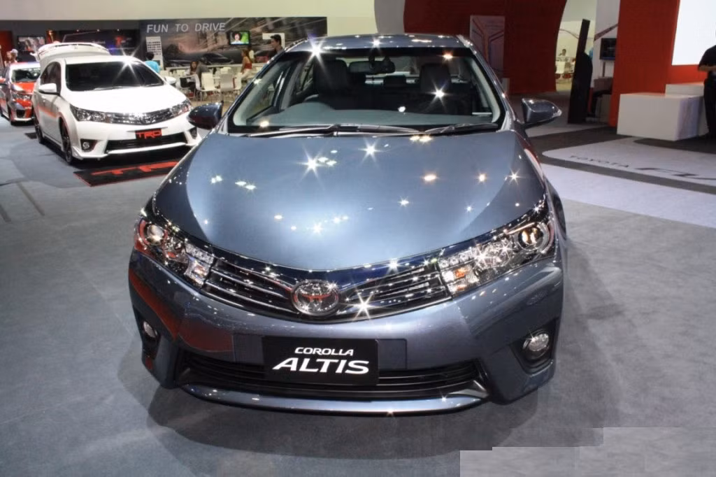 Mẫu xe Corolla Altis nguyên bản cũng được giới thiệu tại triển lãm Bangkok lần này.