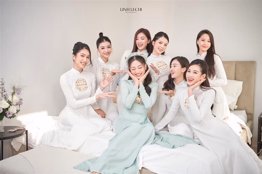 Các người đẹp khác như á hậu Phương Anh, Kiều Loan, diễn viên Lương Thanh, Huỳnh Thúy Vy, Đỗ Thị Hà...tuy xinh đẹp nhưng không "chiếm phần nổi bật" của cô dâu.