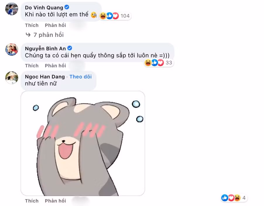 Tuy nhiên, điều khiến fan thích thú nhất là việc thiếu gia Đỗ Vinh Quang - con trai bầu Hiển và cũng là chồng sắp cưới của Đỗ Mỹ Linh lần đầu "chốt đơn" bạn gái bằng cách hỏi khéo về đám cưới của 2 người. Một người bạn thân của Đỗ Mỹ Linh tiết lộ hoa hậu sẽ cưới doanh nhân Đỗ Vinh Quang - tỷ phú trẻ nắm giữ hơn 70 triệu cổ phiếu ngân hàng SHB, đồng thời là chủ tịch CLB Hà Nội - ngày 23/10 tại Hà Nội.