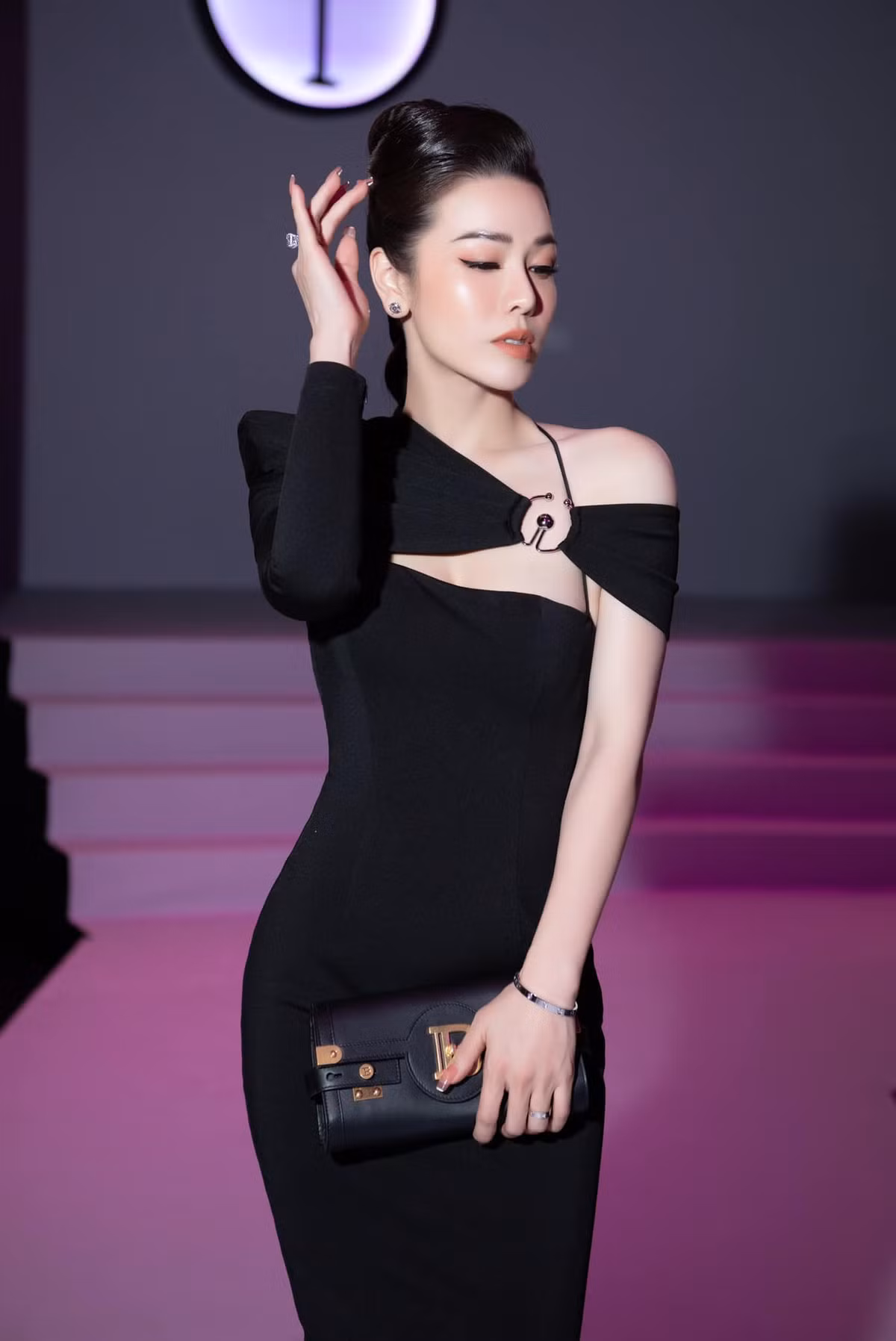 Giang My xinh tuoi hai bi, Truong Ngoc Anh ben ban trai kem tuoi-Hinh-9