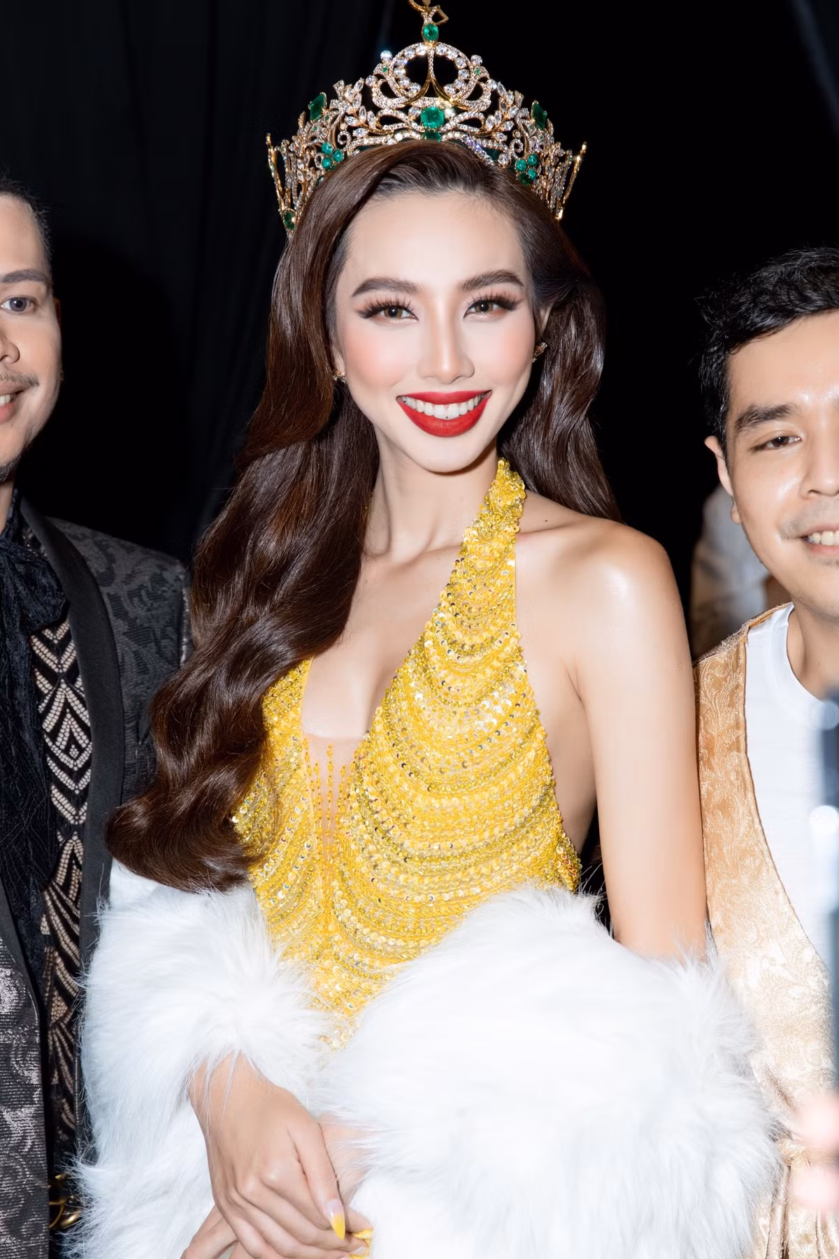 Khong co chuyen Thuy Tien kiem duoc 70 ty nhu ong Nawat noi-Hinh-2