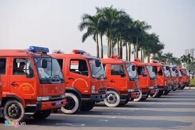 Tham dự hội thi có 31 chiếc xe các loại, trong đó có nhiều loại xe chữa cháy hiện đại mới được đưa vào sử dụng tại Hà Nội.