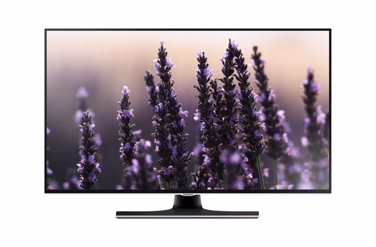 Cuối cùng, Samsung 40H5552 chắc chắn sẽ khiến nhiều người dùng quan tâm, khi chỉ với mức giá 10 triệu đồng nhưng mẫu TV lại mang đến tính năng SmartTV, điều khiển bằng cử chỉ, hỗ trợ nhiều chế độ xem hình ảnh khác nhau và xem nội dung từ USB.