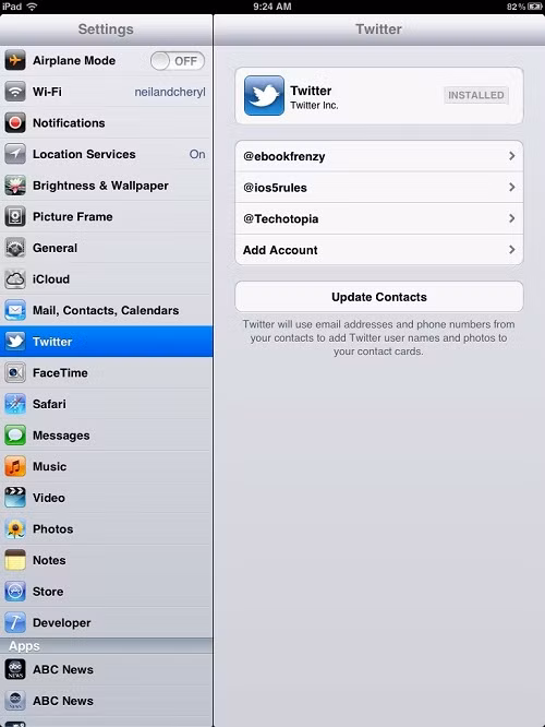 Bước 5: Thêm Twitter/Facebook. Vào Settings, tìm đến Facebook hoặc Twitter và nhập thông tin. Đồng thời kích hoạt tính năng tích hợp Danh bạ và Lịch với 2 mạng xã hội để cập nhật thông tin bạn bè cũng như các cuộc hẹn một cách nhanh nhất.