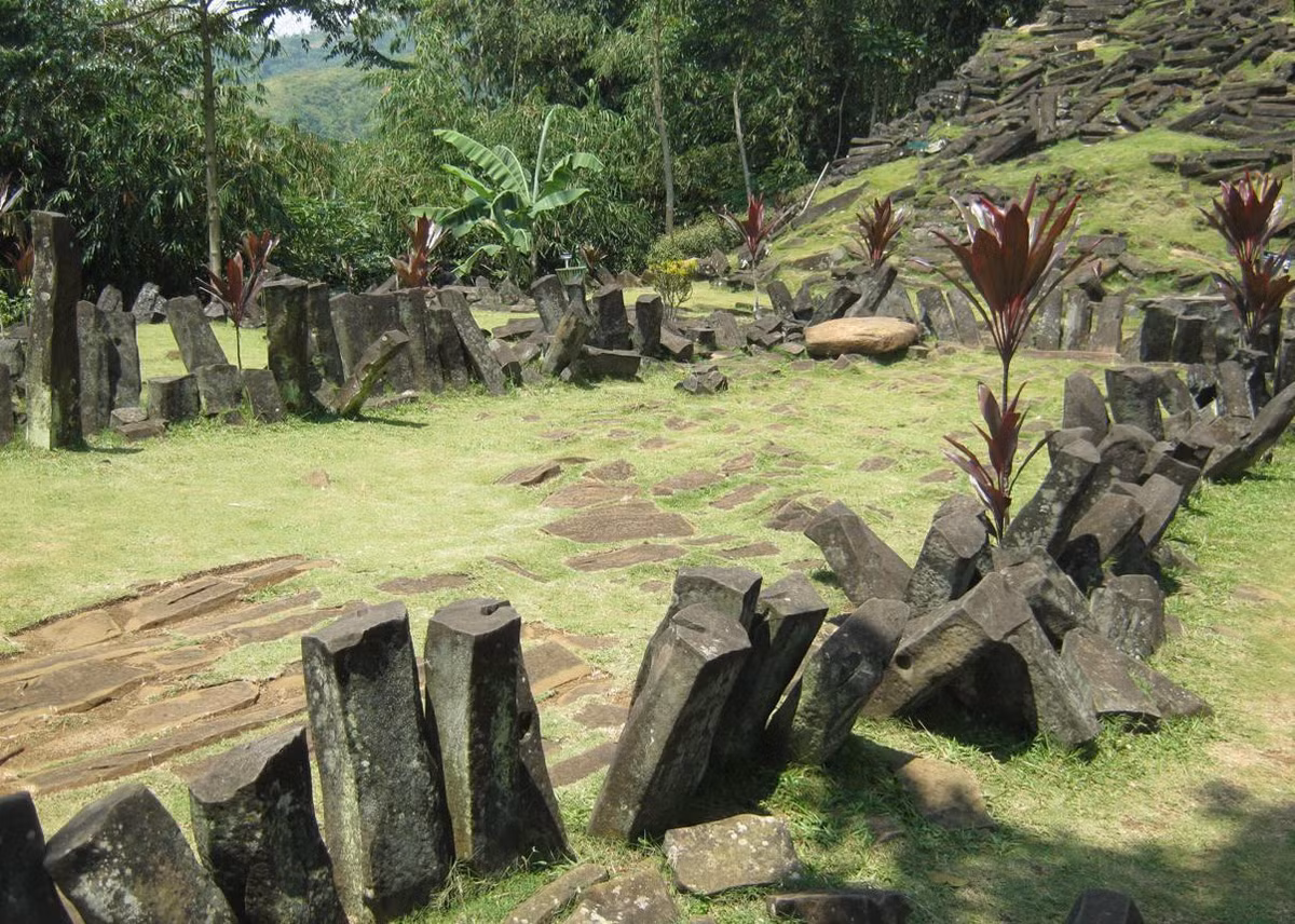 Bi an nui Padang, noi khoi nguon nen van minh nhan loai-Hinh-5