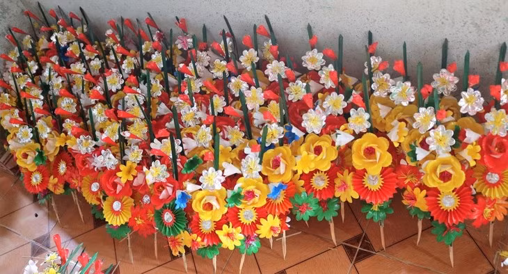 Festival Hue 2023: Nho ghe lang nghe truyen thong mang hoi tho Co Do-Hinh-4