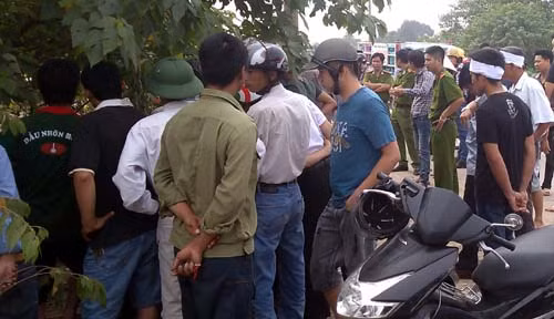 Cơ quan công an đến hiện trường.