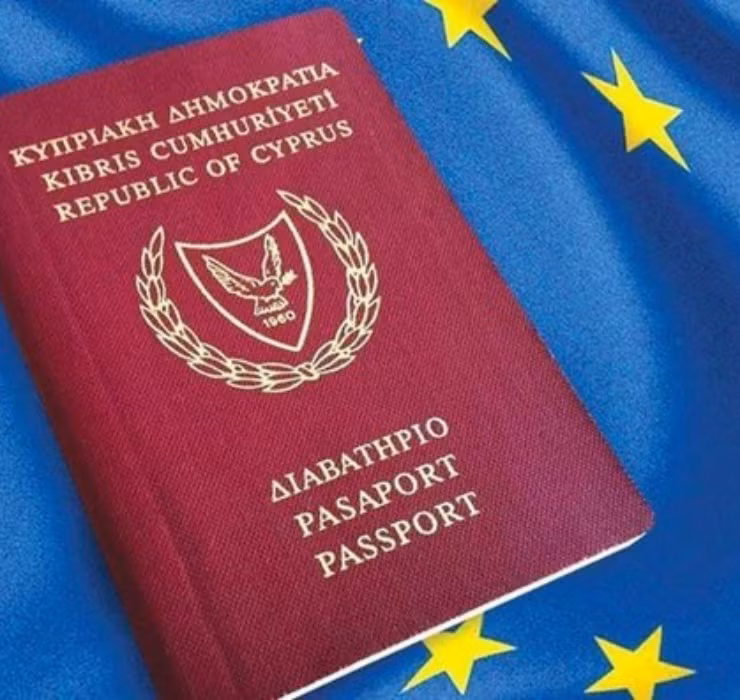 Sau khi sở hữu hộ chiếu nước này, bạn có thể đi lại khắp 27 quốc gia EU, làm việc, học tập và hưởng phúc lợi xã hội, y tế, giáo dục ở nước sở tại như người dân bản địa.