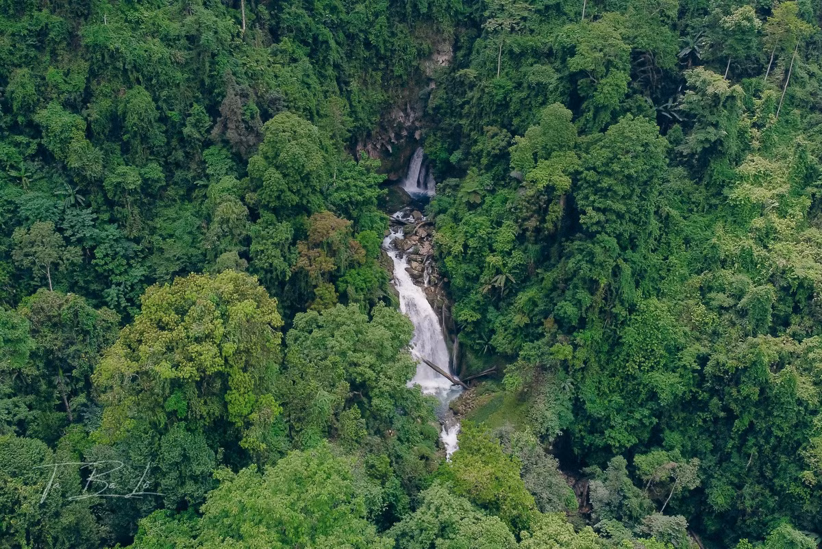 Thac Khau Lan it nguoi biet o Ha Giang, co 'ho boi tu nhien' doc dao
