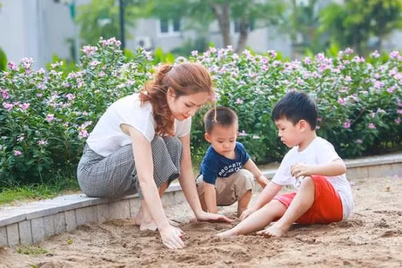3 thu 'tai san' quy hon tien bac cha me du giau hay ngheo