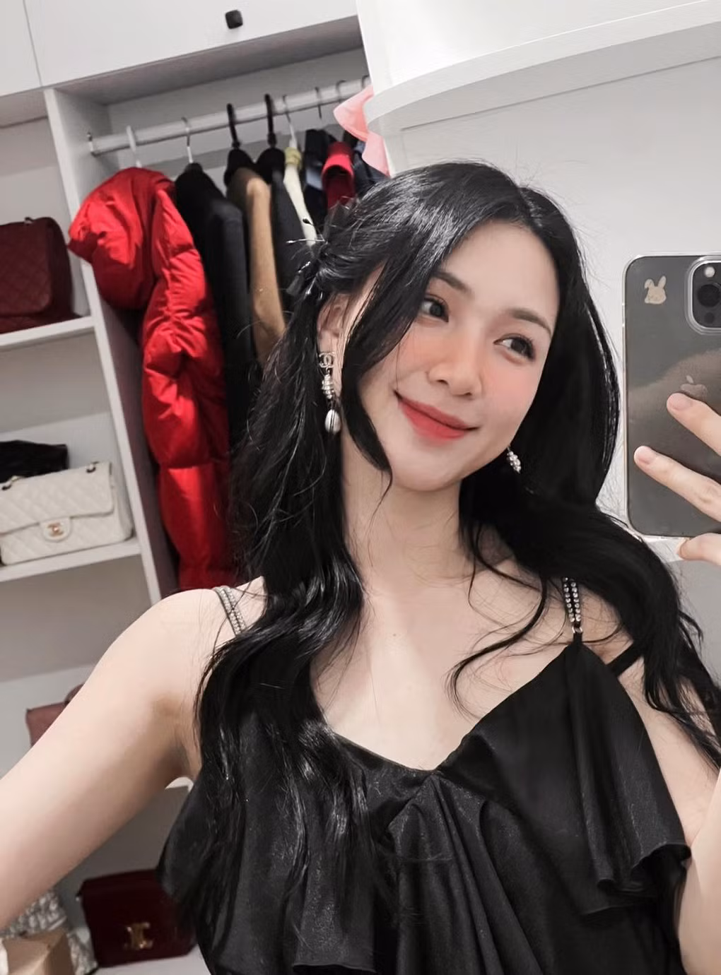 Hoa Minzy: Cham con kheo, vuong tin don hen ho cau thu-Hinh-5