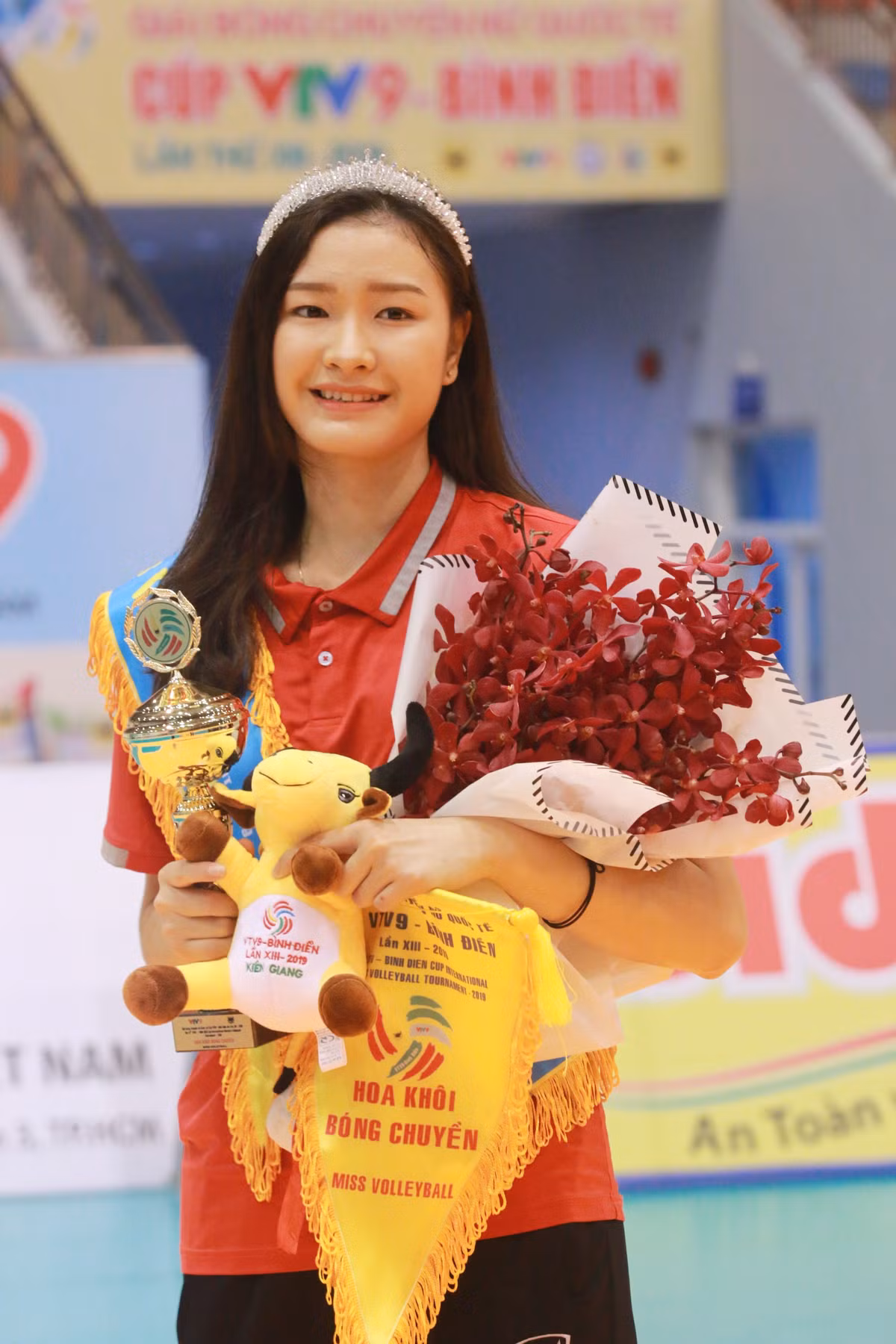 Ngắm vẻ đẹp vạn người mê của hoa khôi bóng chuyền Kim Thanh - Hình 3 Ngam ve dep van nguoi me cua hoa khoi bong chuyen Kim Thanh-Hinh-3