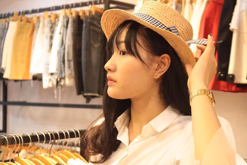 Ngắm vẻ đẹp vạn người mê của hoa khôi bóng chuyền Kim Thanh - Hình 7 Ngam ve dep van nguoi me cua hoa khoi bong chuyen Kim Thanh-Hinh-7