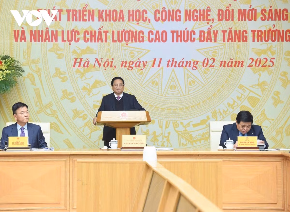 Thu tuong: Thay doi muc tieu tang truong tap trung vao phat trien KHCN