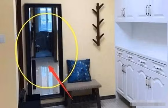 Nếu không muốn nghèo thì đừng bao giờ đặt 4 thứ này trước cửa Neu khong muon ngheo thi dung bao gio dat 4 thu nay truoc cua