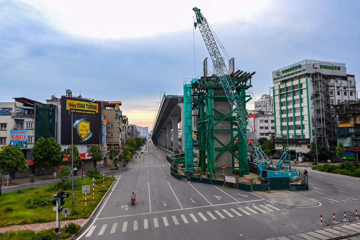 Đường Trường Chinh không còn cảnh đông đúc, ùn tắc vào bất cứ khung giờ nào trong ngày.