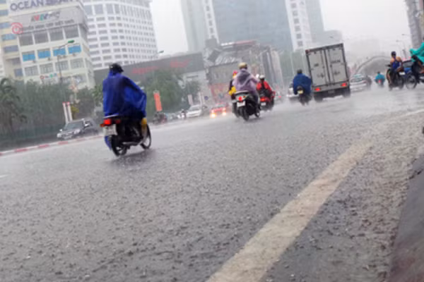 Du bao thoi tiet 15/8, mien Bac mua to cao diem ve dem va sang
