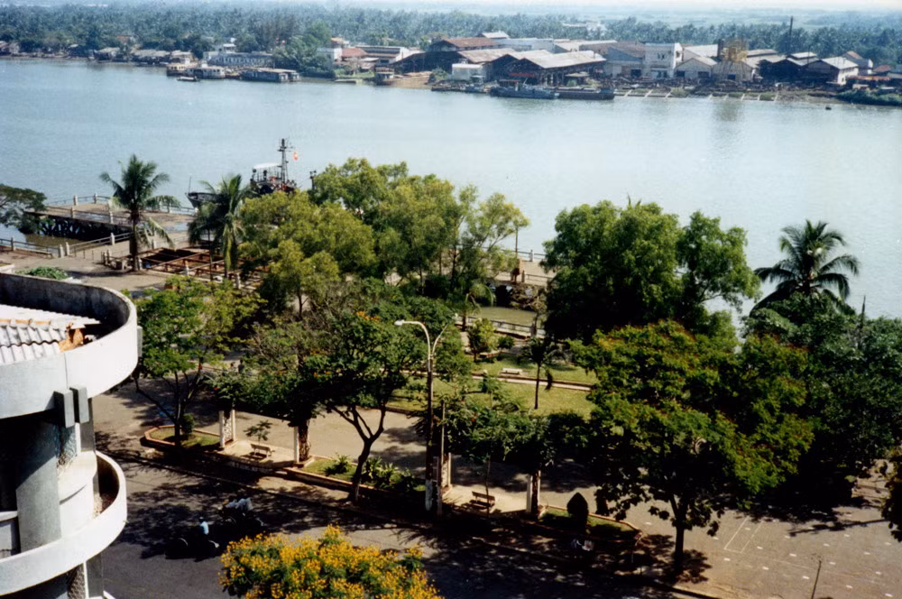Một số hình ảnh khác chụp từ khách sạn Majestic.