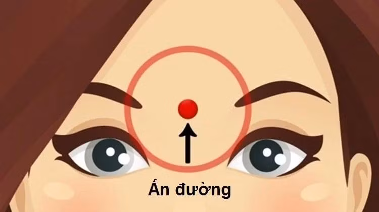 Nếu tự nhiên ấn đường tối sầm, mọc nhiều mụn, nổi nốt ruồi hoặc có nếp nhăn sâu thì đó là điều không tốt. Người ta tin rằng đây là điềm báo phá tài, chủ nhân sắp gặp họa mất tiền, tài lộc tiêu tan. 