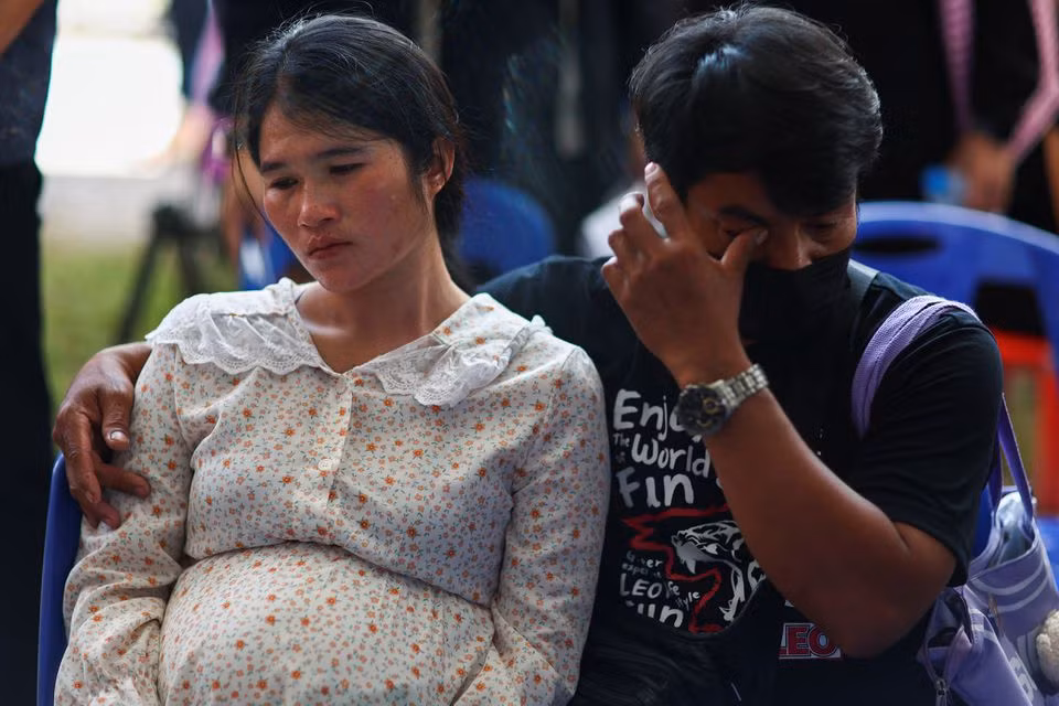 Hình ảnh tại lễ tưởng niệm nạn nhân vụ thảm sát ở Thái Lan Hinh anh tai le tuong niem nan nhan vu tham sat o Thai Lan