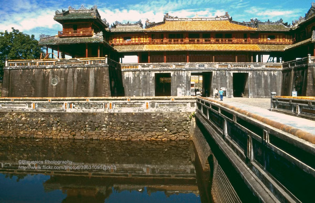 Cổng Ngọ Môn của Hoàng thành Huế.
