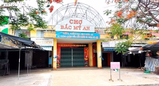 Bệnh nhân COVID-19 số 1017 đi chợ dày đặc tiếp xúc rất nhiều người - Hình 2 Benh nhan COVID-19 so 1017 di cho day dac tiep xuc rat nhieu nguoi-Hinh-2