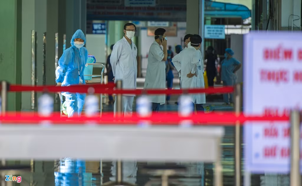Trước đó, từ 0h ngày 28/7, Đà Nẵng phong tỏa Bệnh viện Đà Nẵng để tập trung phòng, chống dịch. Hết thời gian cách ly 14 ngày, nơi đây tiếp tục áp dụng lệnh cách ly y tế lần hai từ 0h ngày 11/8.