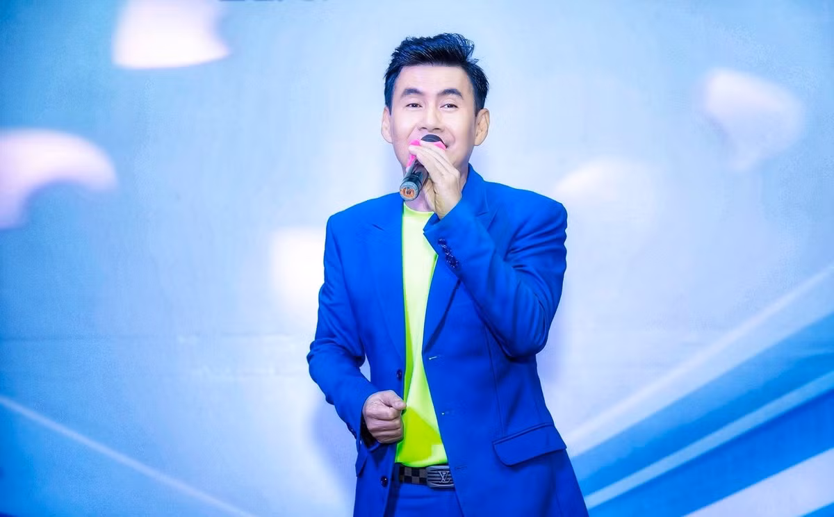 Nam ca sĩ từng nhận cát-sê 2 cây vàng mỗi show, giờ thế nào? - Hình 7 Nam ca si tung nhan cat-se 2 cay vang moi show, gio the nao?-Hinh-7
