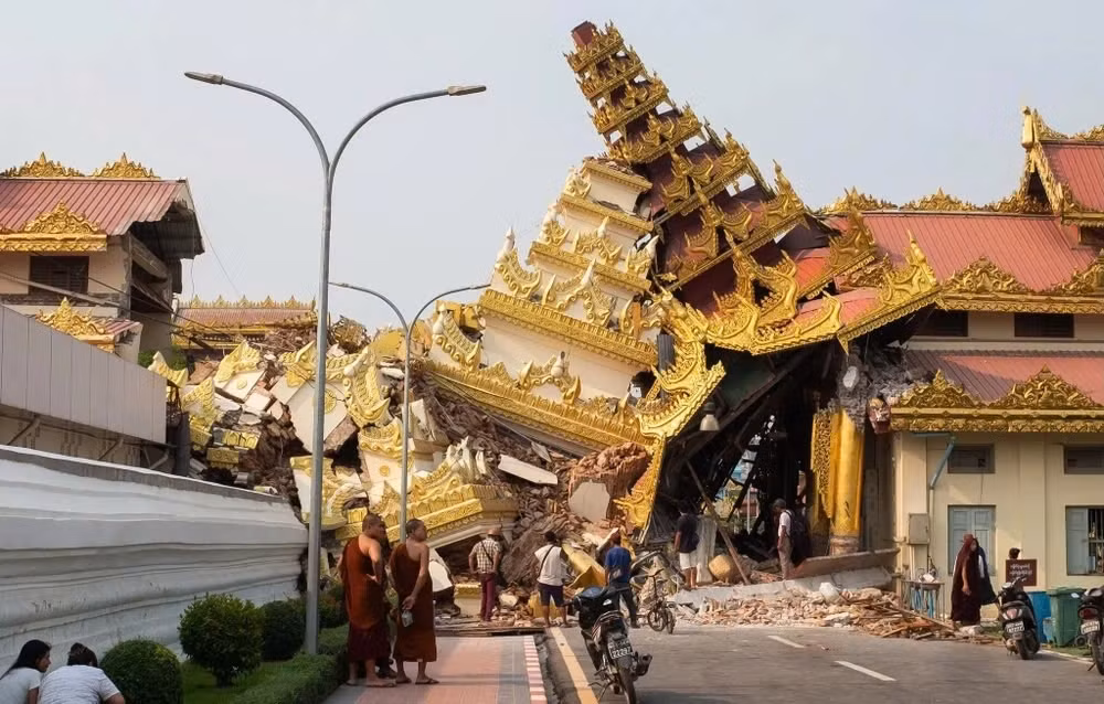 Viet Nam cu luc luong cuu tro tham hoa sang ho tro Myanmar
