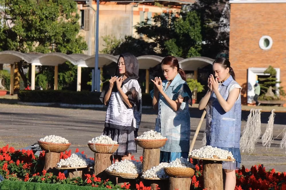 Theo ông Đặng Quang Tú – Chủ tịch UBND TP Đà Lạt, từ xưa đến nay, Đà Lạt luôn là nguồn cảm hứng sáng tạo bất tận của các văn nghệ sĩ khắp mọi miền đất nước.