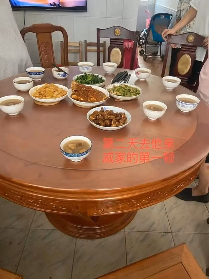 Méo mặt khi được đãi món này khi thăm nhà bạn trai ngày Tết - Hình 3 Meo mat khi duoc dai mon nay khi tham nha ban trai ngay Tet-Hinh-3