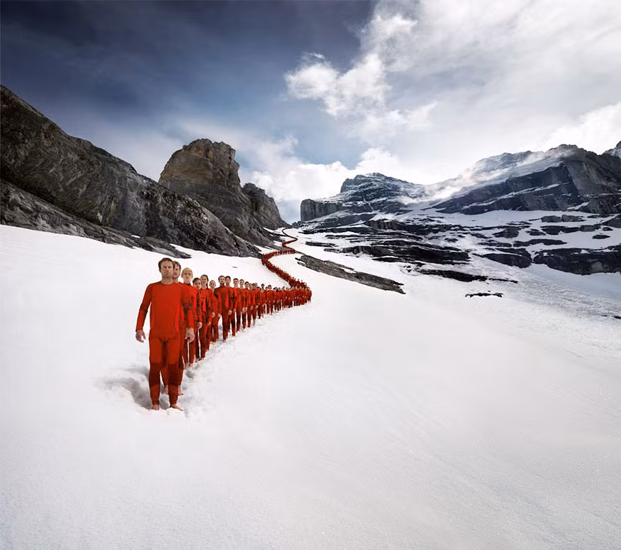 Để kỷ niệm 150 năm lần đầu tiên chinh phục núi Matterhorn ở dãy Alps của Edward Whymper và nhóm của ông, một công ty thiết bị leo núi của Thụy Sĩ đã yêu cầu Bosch chụp những tấm ảnh đặc biệt để đánh dấu dịp kỷ niệm này và phục vụ cho chiến dịch quảng cáo của thương hiệu năm 2015.