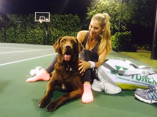 Tình trạng hôn nhân của Kournikova cũng tốn khá nhiều giấy mực của báo giới. Đã có rất nhiều tin đồn được đưa ra nhưng tất cả đều được người đại diện của cô phủ nhận.