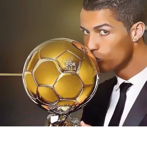 Nhiều ý kiến cho rằng, quả bóng vàng FIFA năm nay không ai xứng đáng hơn Cris Ronaldo.