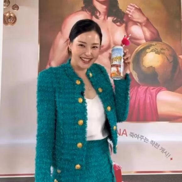 'Hoa hậu đẹp nhất xứ Hàn' thay đổi ra sao sau gần 15 năm? - Hình 2 'Hoa hau dep nhat xu Han' thay doi ra sao sau gan 15 nam?-Hinh-2