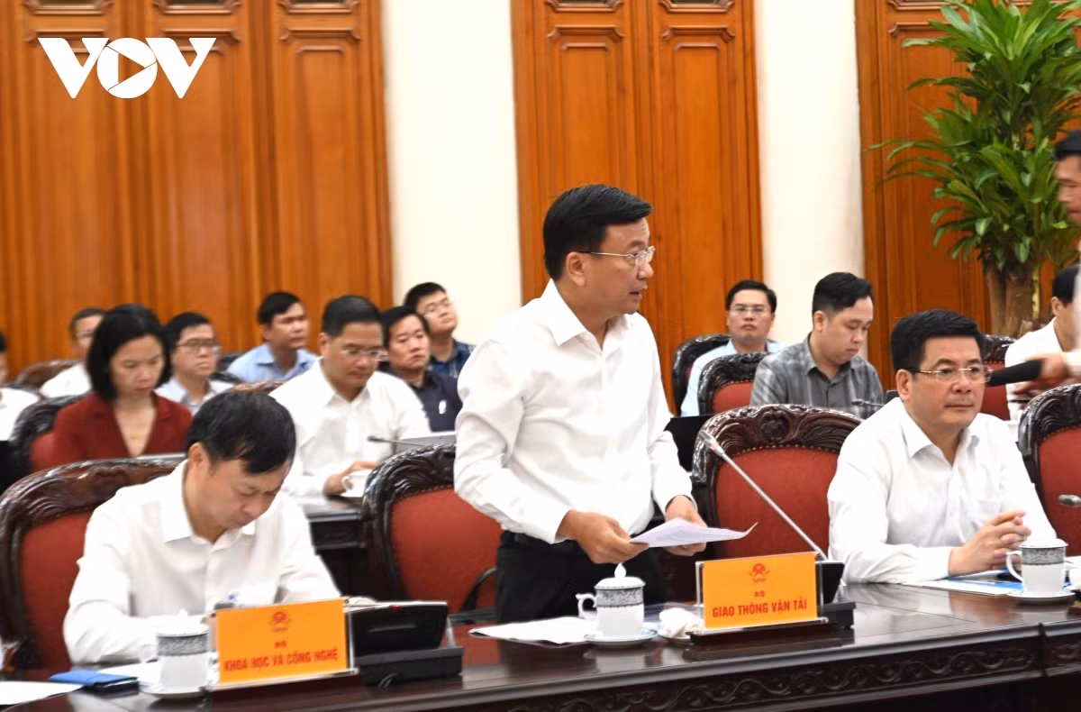 Thường trực Chính phủ thảo luận Dự án đường sắt tốc độ cao - Hình 3 Thuong truc Chinh phu thao luan Du an duong sat toc do cao-Hinh-3