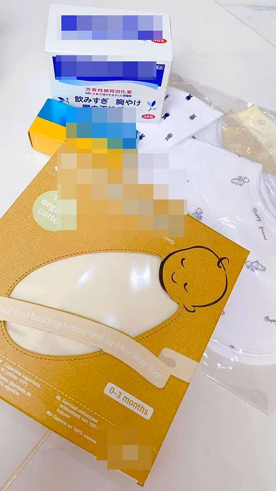Pha Lê khoe mẹ chồng có gì “hay ho” là mua hết về cho cháu - Hình 5 Pha Le khoe me chong co gi “hay ho” la mua het ve cho chau-Hinh-5