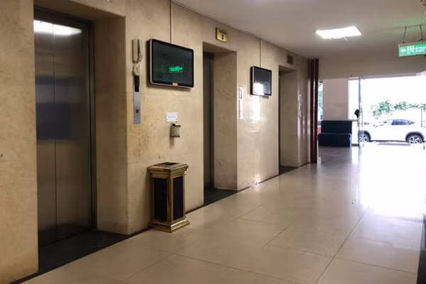 Chủ tịch Hà Nội yêu cầu làm rõ vụ bé trai bị dâm ô ảnh 2