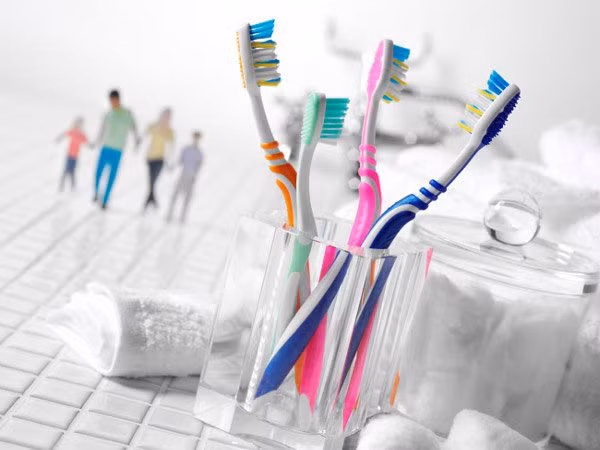 Bạn có biết 7 thói quen hằng ngày đang hủy hoại hàm răng - Hình 5 Ban co biet 7 thoi quen hang ngay dang huy hoai ham rang-Hinh-5
