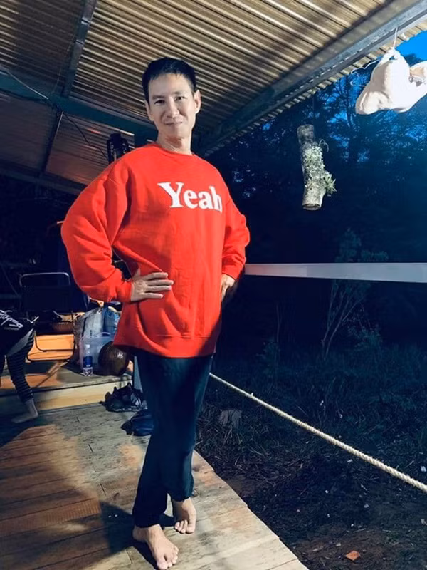 Ly Hai tao dang nu tinh khi mac do vo nhan 'bao like' tu fan-Hinh-3