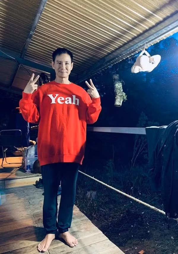 Ly Hai tao dang nu tinh khi mac do vo nhan 'bao like' tu fan-Hinh-4
