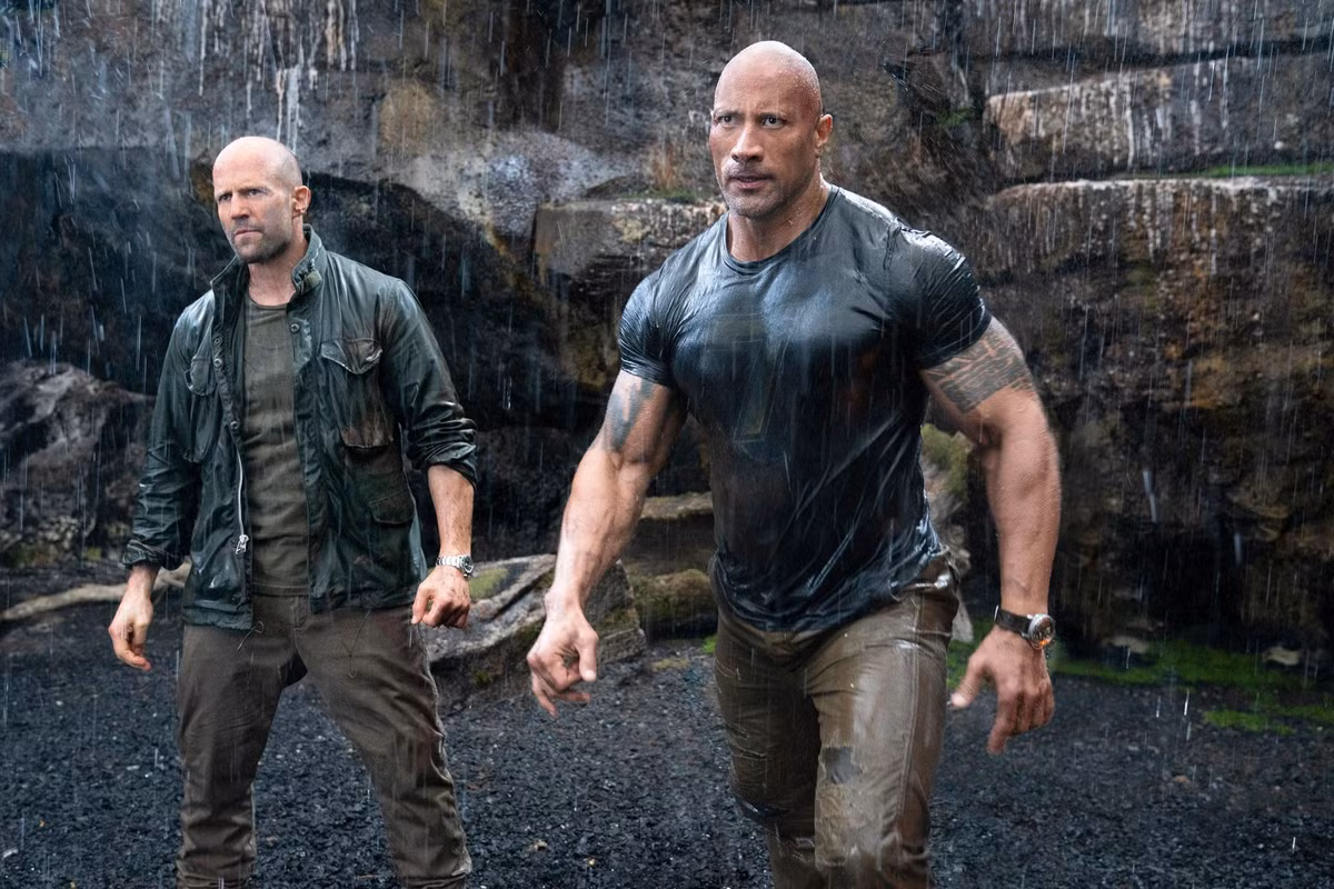 The Rock lam gi voi khoi tai san khong lo?