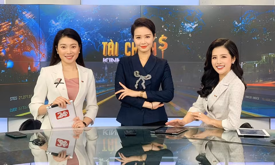 4 nu MC tre trung nhat nhi VTV: Nhan sac khong thua hoa hau-Hinh-32
