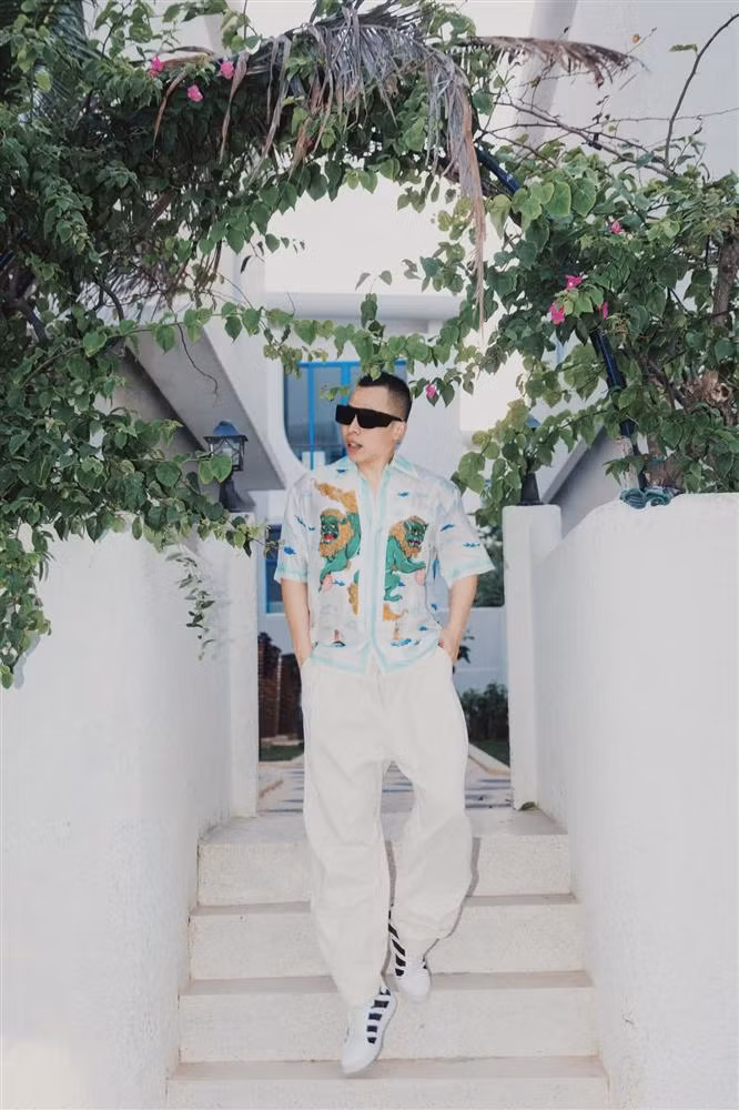 Vu Khac Tiep bi canh bao khi dan doi quan hung hau di quay-Hinh-2