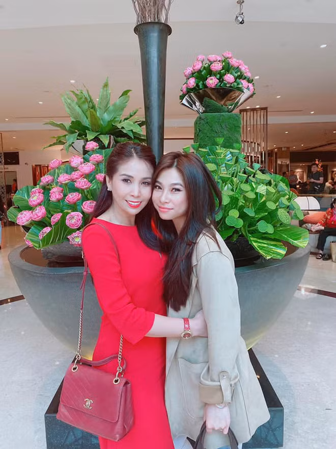 Chuyen em gai Ly Hung: 