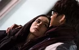 Chi chong chet sung khi nhin thay nhan tinh cua em trai