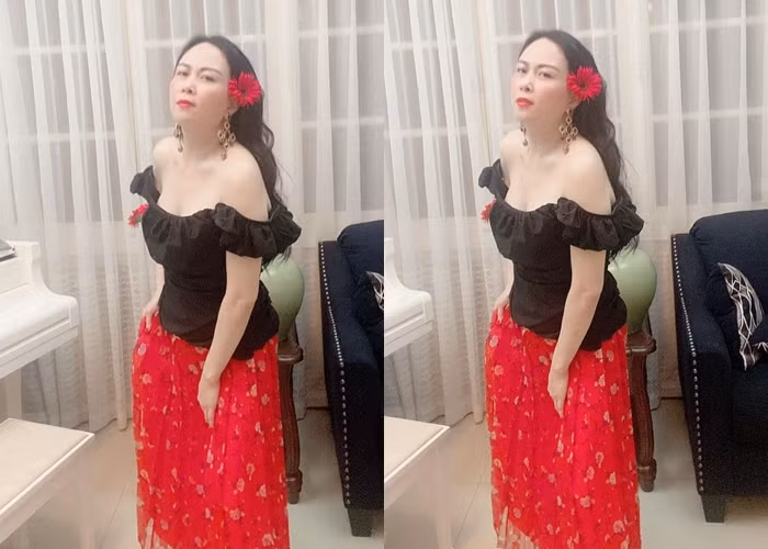 Cô thường xuyên khoe những hình ảnh na ná trên mạng xã hội. Có lẽ thấy tất cả đều đẹp nên Phượng Chanel muốn đăng hết cho khỏi phí?