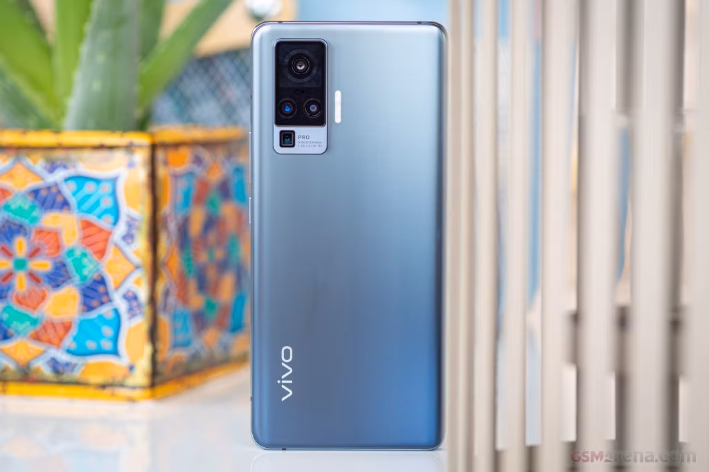 Smartphone 5G, camera sieu chat giam gia 2 trieu o Viet Nam-Hinh-3