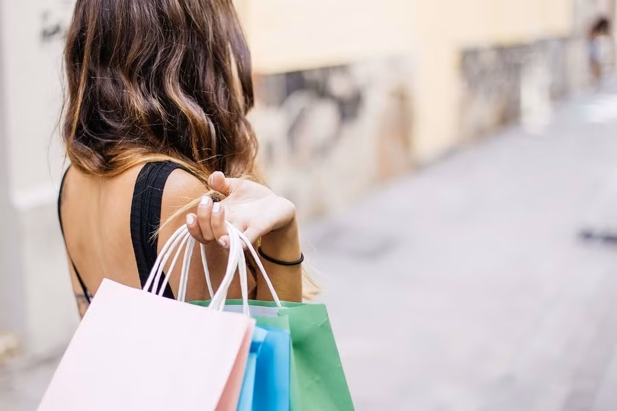 Lương 5 triệu và chưa có khoản tiết kiệm nào, chị em nên mua sắm ra sao? - Hình 4 Luong 5 trieu va chua co khoan tiet kiem nao, chi em nen mua sam ra sao?-Hinh-4
